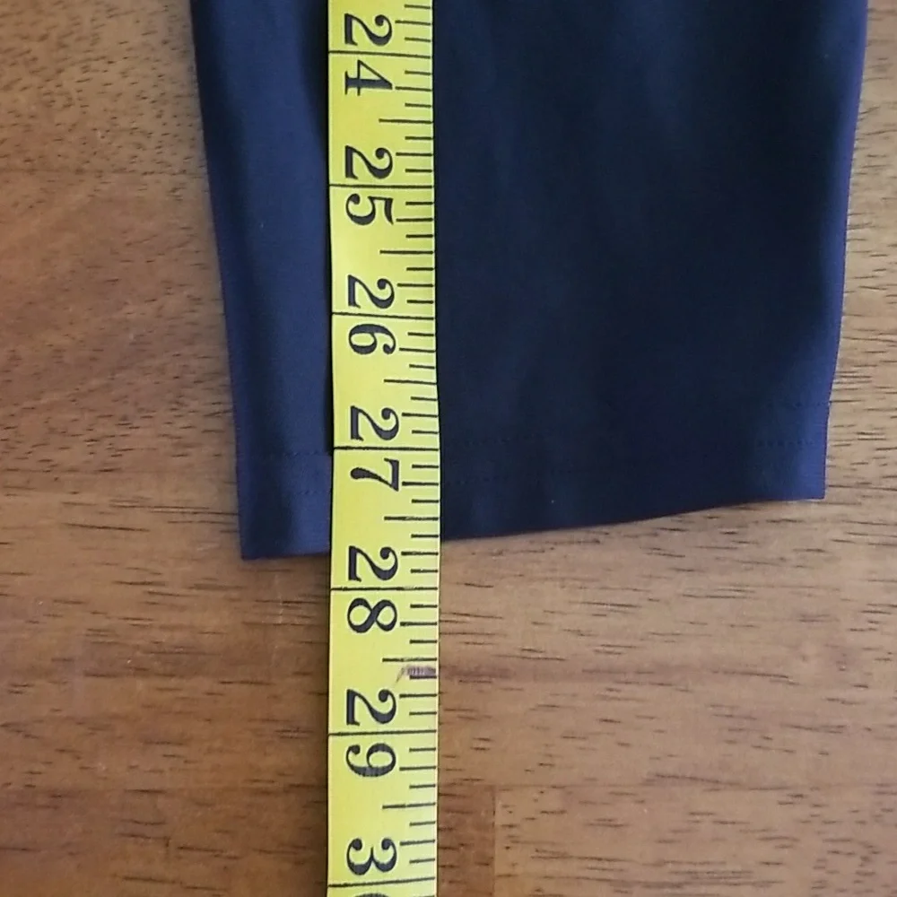 Under Armour HeatGear Compression Leggings - Size Medium - Picture 10 of 10